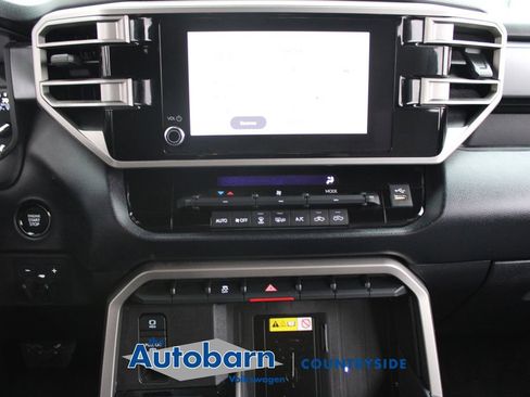 Used 2025 Toyota Tundra SR5 AWD/4WD image 15