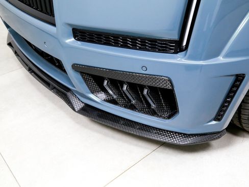 Used 2025 Rolls-Royce Cullinan image 46