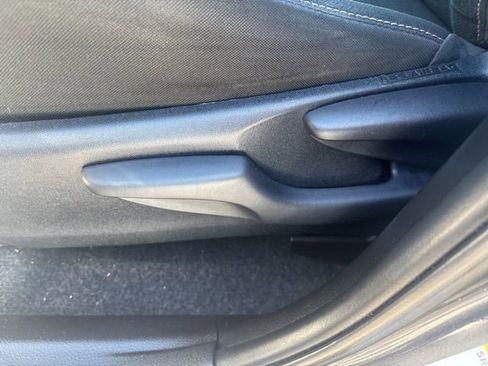 Used 2015 Toyota RAV4 XLE image 16