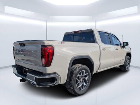 New 2026 GMC Sierra 1500 SLE w/ X31 Off-Road Package AWD/4WD image 3