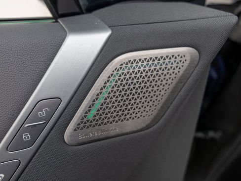 Used 2025 BMW iX M60 image 27