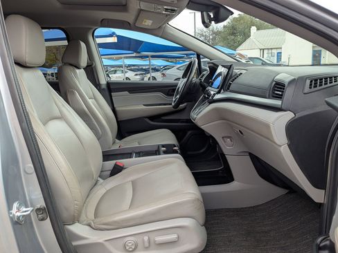Used 2024 Honda Odyssey EX-L image 22