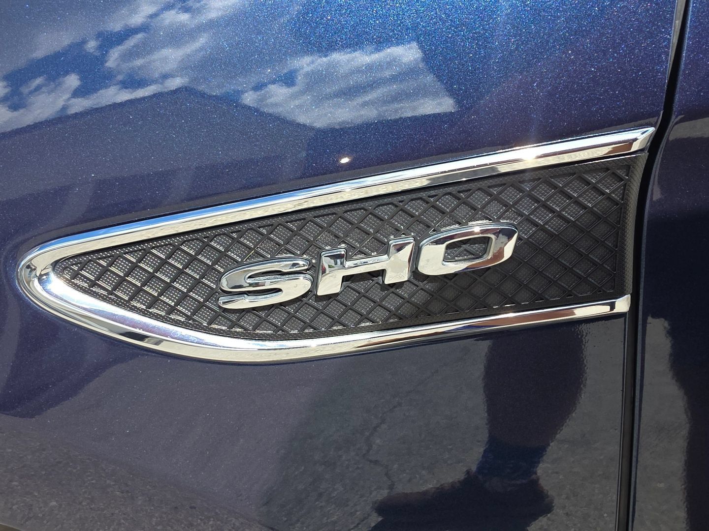 Used 2016 Ford Taurus SHO AWD/4WD image 35
