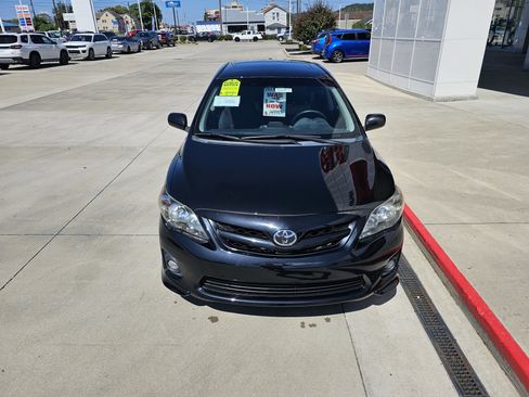 Used 2013 Toyota Corolla S image 12