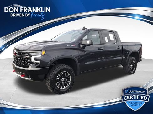 Used 2023 Chevrolet Silverado 1500 ZR2 w/ Technology Package AWD/4WD image 1