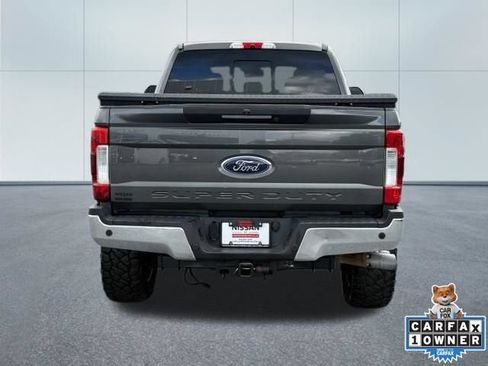 Used 2017 Ford F250 Lariat w/ Lariat Ultimate Package AWD/4WD image 10