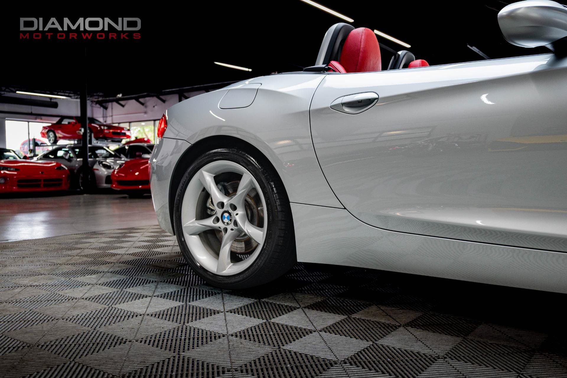 Used 2015 BMW Z4 sDrive35is RWD image 53