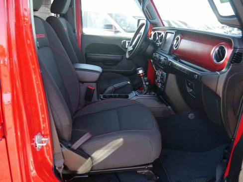 Used 2023 Jeep Wrangler Unlimited Rubicon w/ Steel Bumper Group image 29