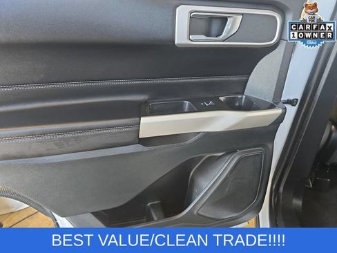 Used 2021 Ford Explorer XLT RWD image 16