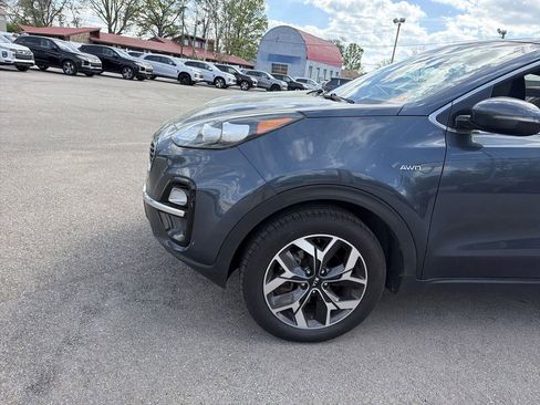 Used 2021 Kia Sportage EX w/ EX Technology Package AWD/4WD image 9