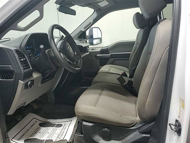 Used 2021 Ford F250 XLT AWD/4WD image 2