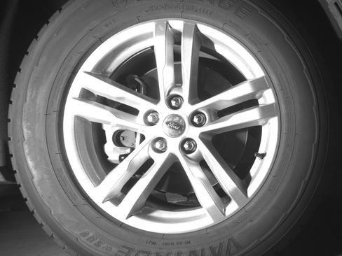 Used 2024 Ford Explorer XLT w/ Equipment Group 202A RWD image 13