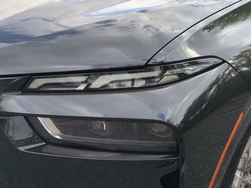 Used 2024 BMW X7 xDrive40i image 9