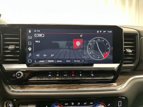 Used 2023 GMC Sierra 1500 Elevation AWD/4WD image 15