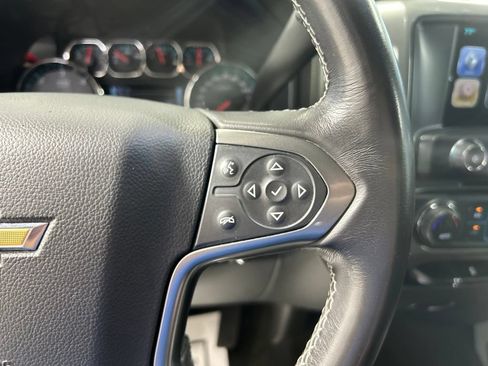 Used 2018 Chevrolet Silverado 1500 LTZ AWD/4WD image 21