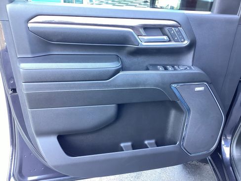 Used 2024 Chevrolet Silverado 2500 LTZ w/ LTZ Plus Package image 24