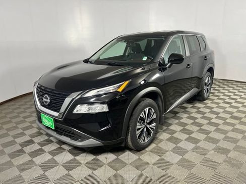 Used 2023 Nissan Rogue SV image 10