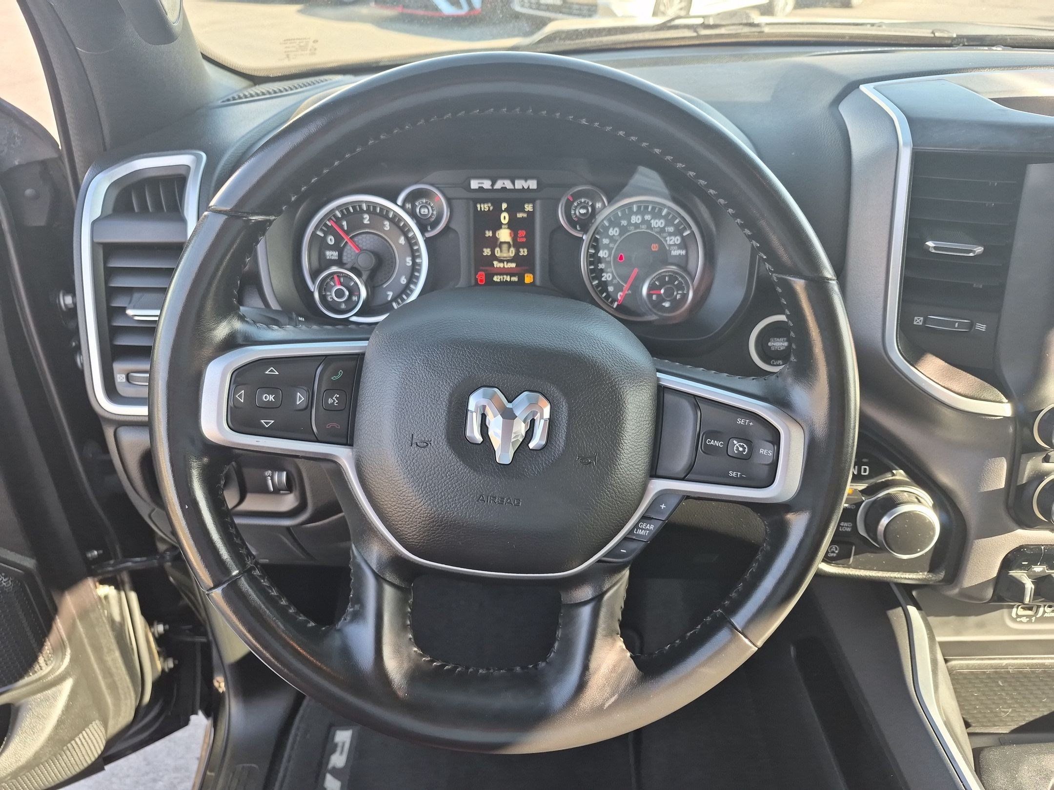 Used 2023 RAM 1500 Big Horn AWD/4WD image 18