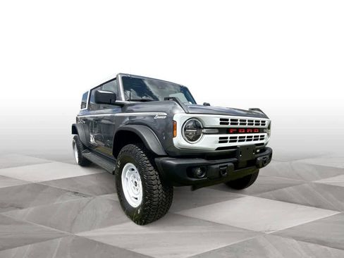 Used 2025 Ford Bronco Heritage Edition AWD/4WD image 2