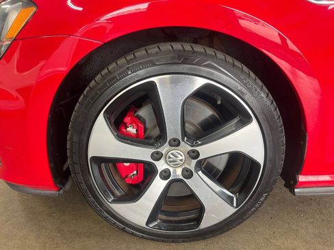 Used 2017 Volkswagen GTI Autobahn FWD image 26
