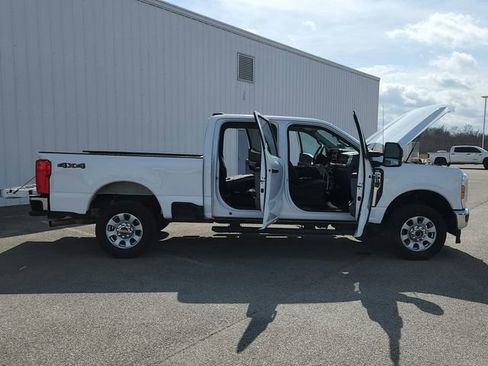 Used 2024 Ford F250 XLT image 35
