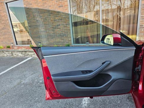 Used 2024 Tesla Model 3 Standard Range RWD image 34