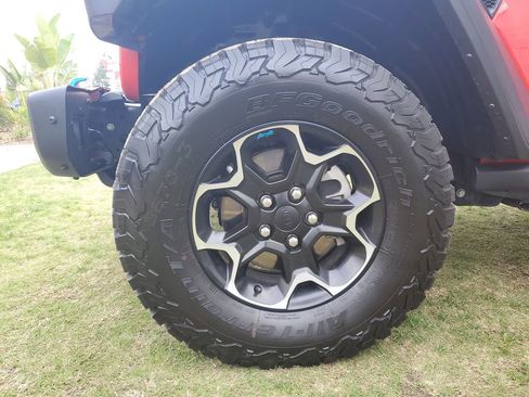 Used 2022 Jeep Wrangler Unlimited Rubicon 4xe w/ Steel Bumper Group image 6