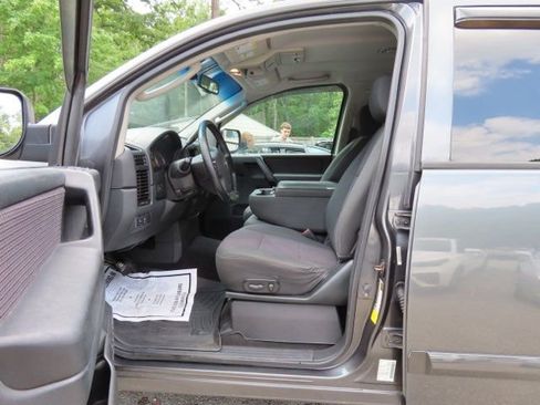 Used 2009 Nissan Titan SE w/ SE Drivers Convenience Pkg image 18