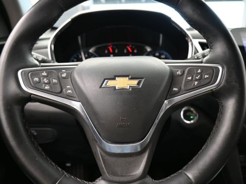 Used 2023 Chevrolet Equinox LT image 30
