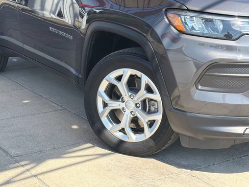 Used 2024 Jeep Compass Sport AWD/4WD image 10