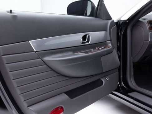 Used 2002 Ford Thunderbird image 35