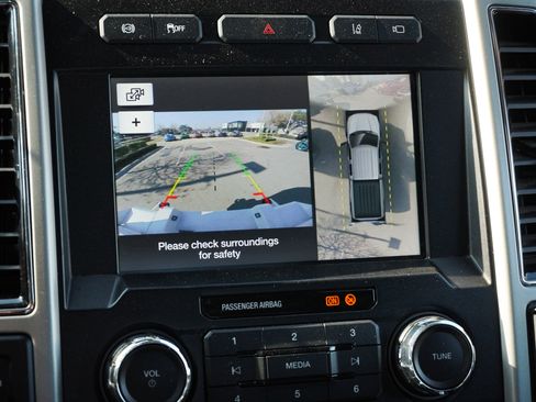 Used 2019 Ford F250 Lariat w/ Lariat Ultimate Package image 25