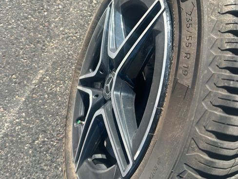 Used 2022 Mercedes-Benz GLC 300 4MATIC image 21