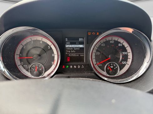 Used 2011 Dodge Grand Caravan Crew w/ Entertainment Group 1 FWD image 14