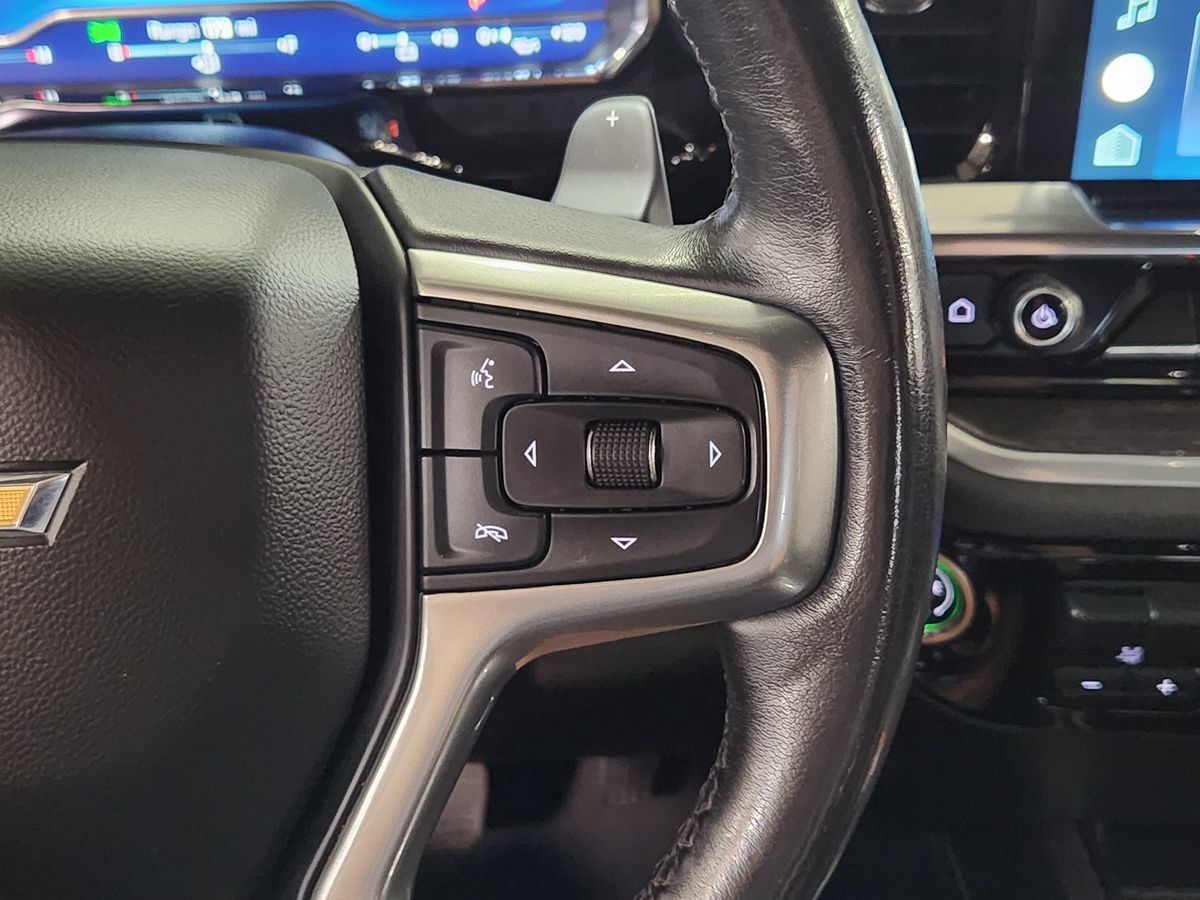 Used 2022 Chevrolet Silverado 1500 LTZ AWD/4WD image 51