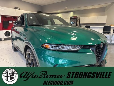 New 2025 Alfa Romeo Tonale AWD/4WD image 1