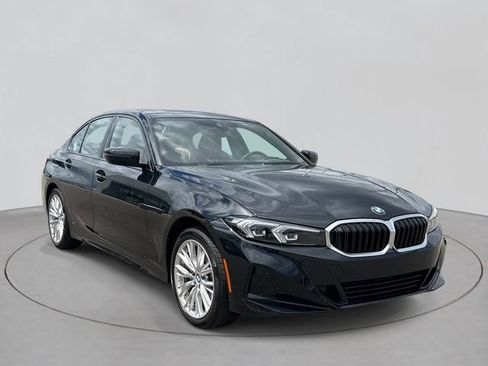 Used 2023 BMW 330i xDrive Sedan w/ Driving Assistance Package AWD/4WD image 3