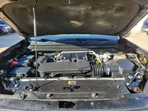 Used 2023 GMC Canyon AT4X image 30