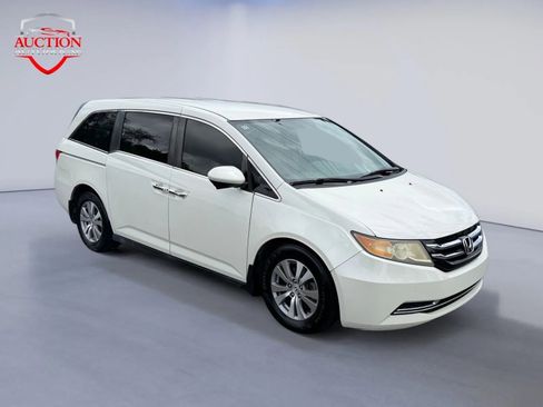 Used 2017 Honda Odyssey SE image 7