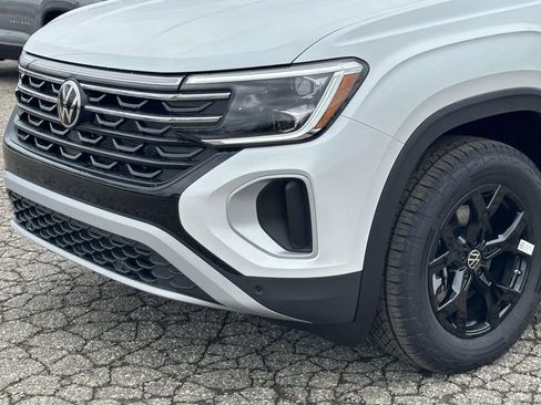 New 2026 Volkswagen Atlas Peak Edition AWD/4WD image 6