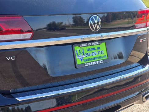 Used 2021 Volkswagen Atlas SEL Premium AWD/4WD image 18