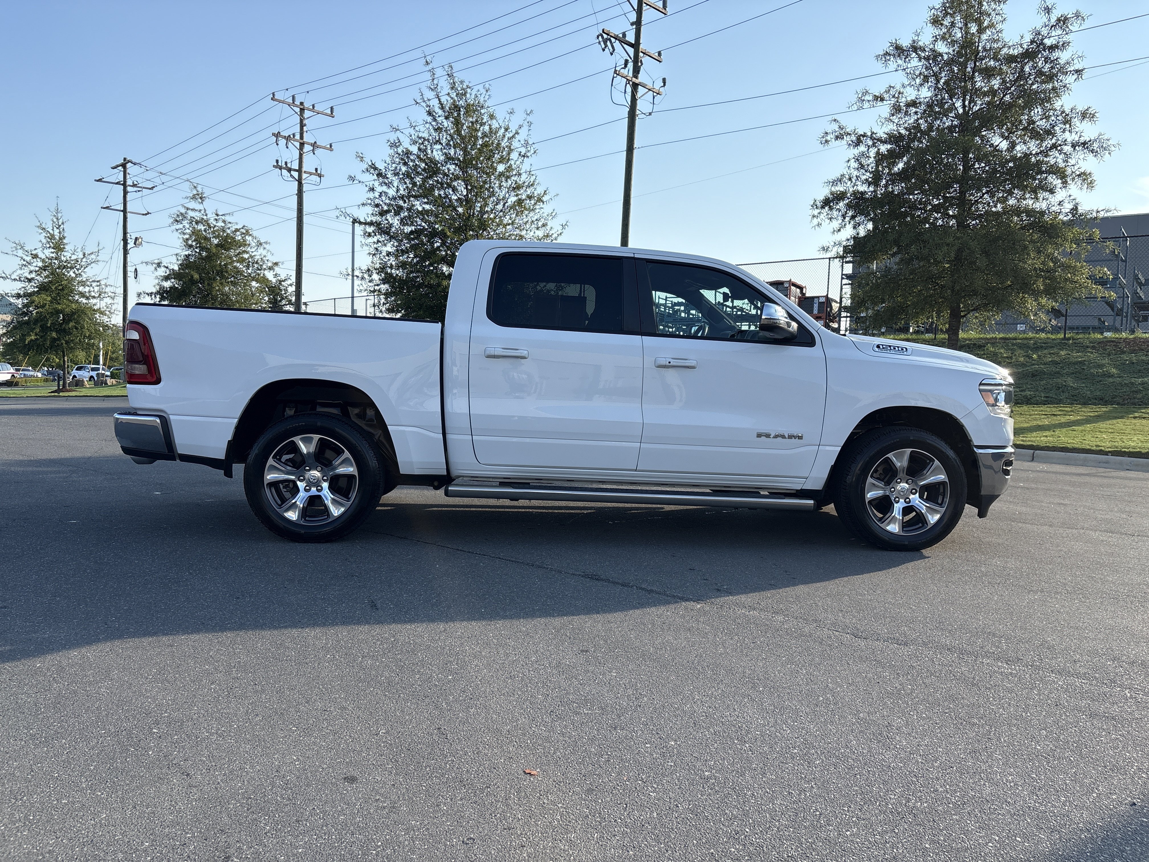 Used 2023 RAM 1500 Laramie AWD/4WD image 11