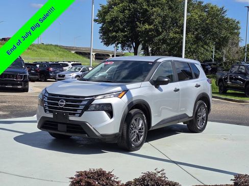 Used 2024 Nissan Rogue S FWD image 7