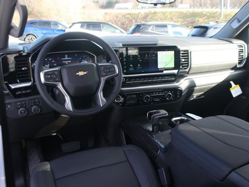 New 2026 Chevrolet Silverado 1500 LTZ w/ Technology Package image 14