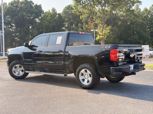 Used 2018 Chevrolet Silverado 1500 LT w/ All Star Edition AWD/4WD image 10