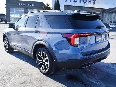 New 2026 Ford Explorer ST-Line AWD/4WD image 3
