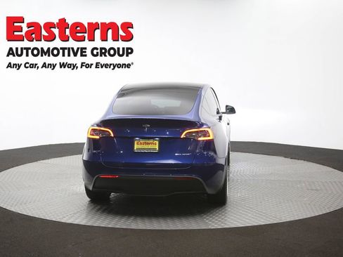 Used 2021 Tesla Model Y Long Range AWD/4WD image 34