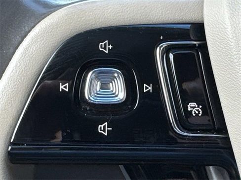 Used 2022 Lincoln Corsair Reserve w/ Equipment Group 201A image 29