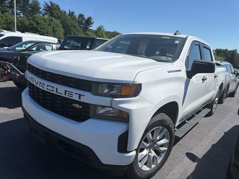 Used 2021 Chevrolet Silverado 1500 Custom AWD/4WD image 3