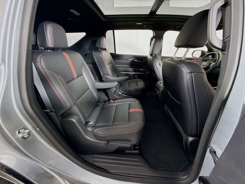 New 2026 Chevrolet Traverse RS image 30